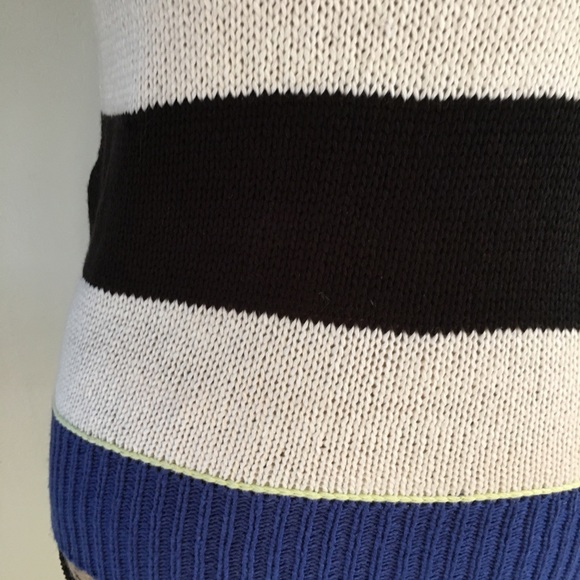 Colorblock Soft Sweater Tank Blue White Black - Picture 5 of 8